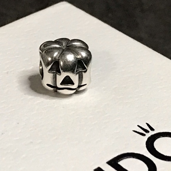 Authentic Pandora Jack-o-Lantern Charm - Picture 2 of 3